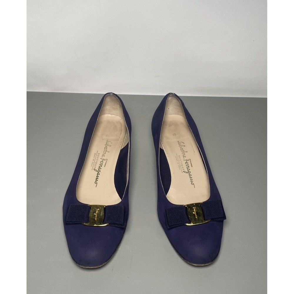 Salvatore Ferragamo Vara Lillaz Purple Suede Bow Pumps Heel Shoes 8.5 B
